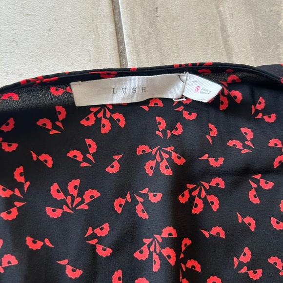 ❤️4 for $25❤️ Lush bodysuit size small‎ - Picture 2 of 3